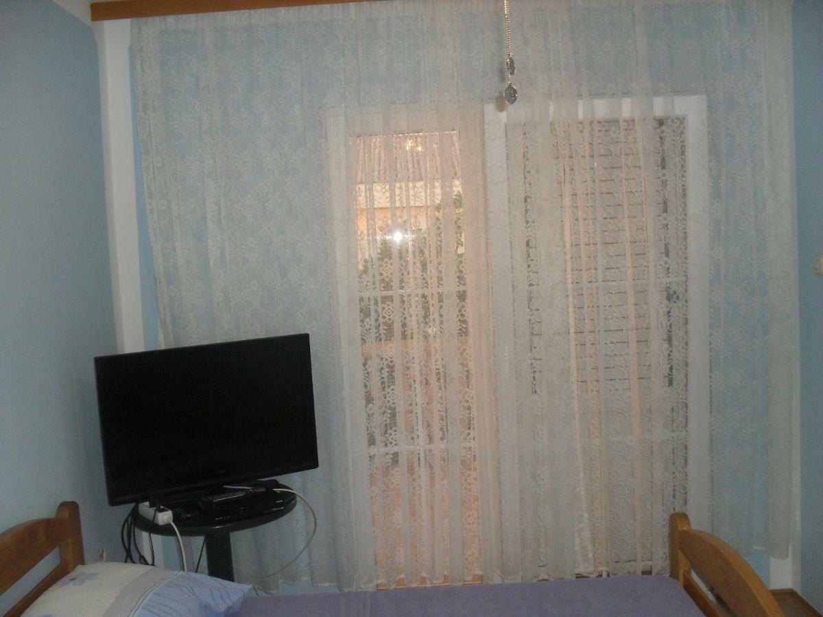 Apartment Zdenka Povljana Luaran gambar