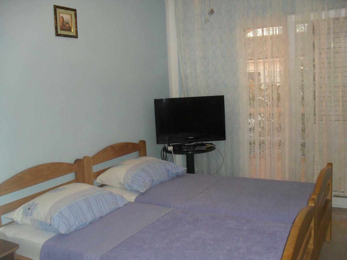 Apartment Zdenka Povljana Luaran gambar