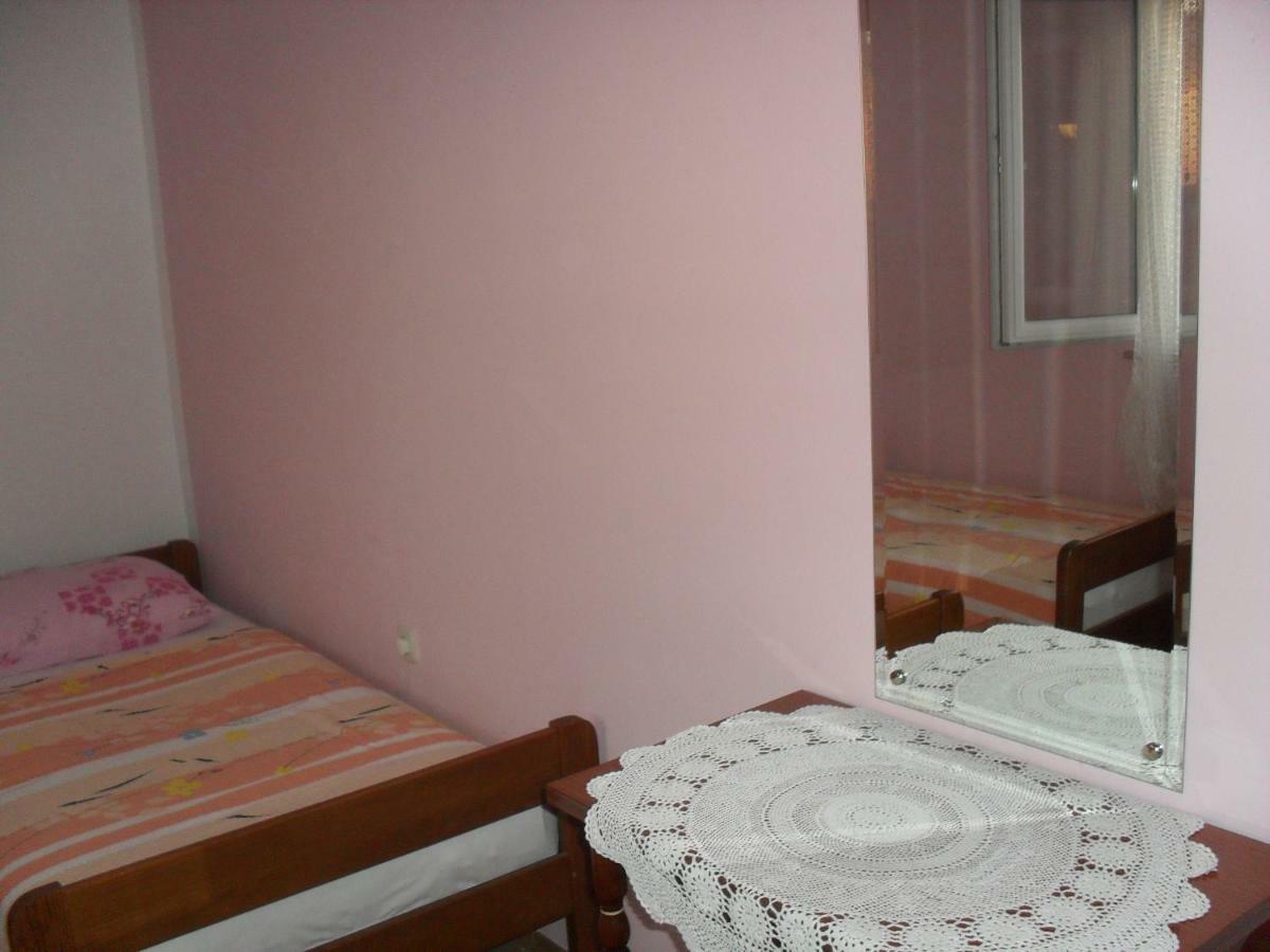 Apartment Zdenka Povljana Luaran gambar