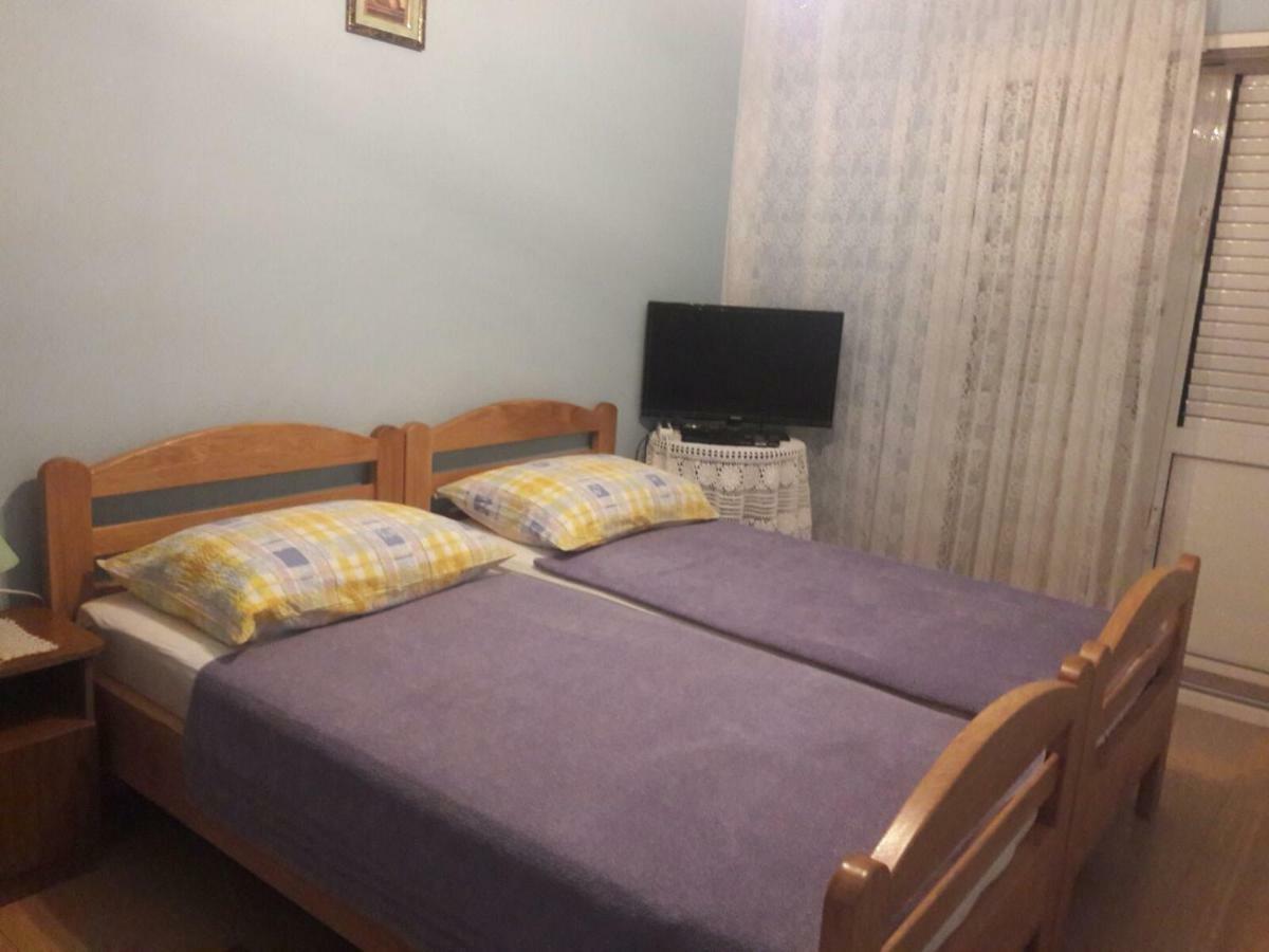 Apartment Zdenka Povljana Luaran gambar